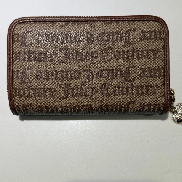 JUICY COUTURE Zip top Wallet, Brown/Pink Emblem - Picture 9 of 9